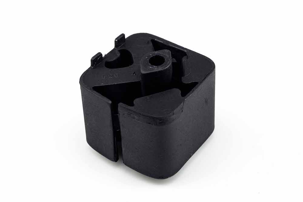[2906008 SYD] SOPORTE DE MOTOR FRONTAL HIDRAULICO